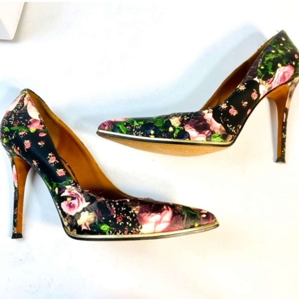 GIVENCHY Floral  Pumps - Picture 10 of 17